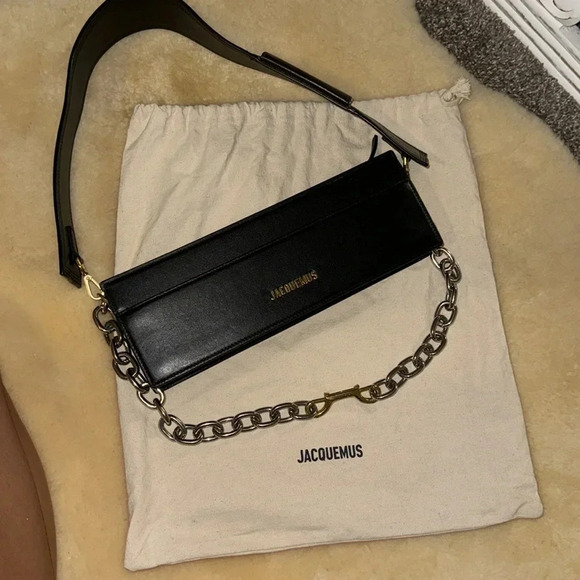 Jacquemus
Le Ciuciu Bag - Picture 6 of 6